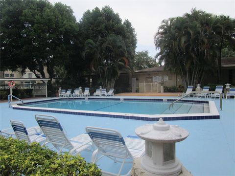 A home in Lauderdale Lakes