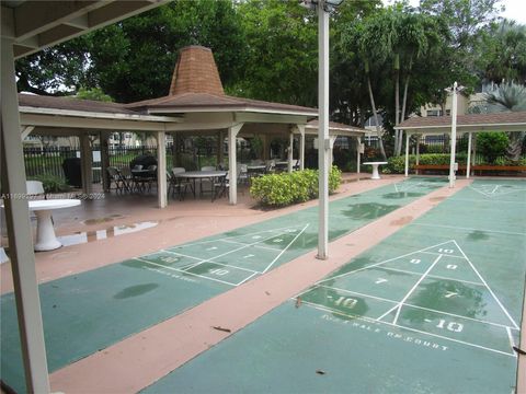 A home in Lauderdale Lakes