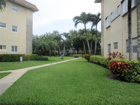 A home in Lauderdale Lakes