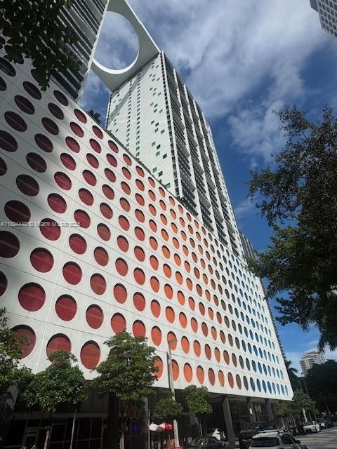 500 BRICKELL EAST CONDO - Residential Lease