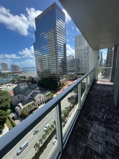 500 BRICKELL EAST CONDO - Residential Lease