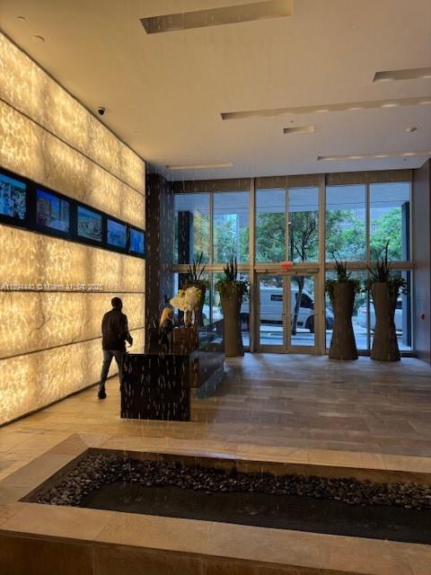 500 BRICKELL EAST CONDO - Residential Lease