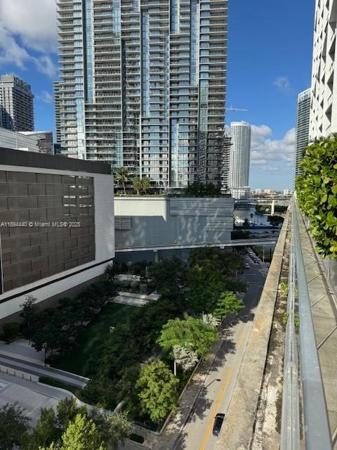 500 BRICKELL EAST CONDO - Residential Lease