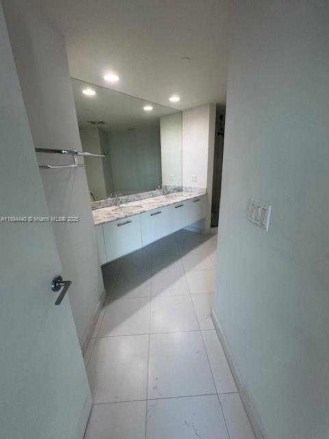 500 BRICKELL EAST CONDO - Residential Lease