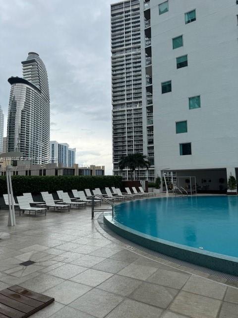 500 BRICKELL EAST CONDO - Residential Lease