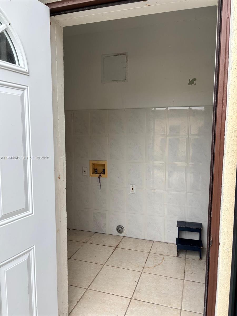 SKY VISTA - Residential Lease