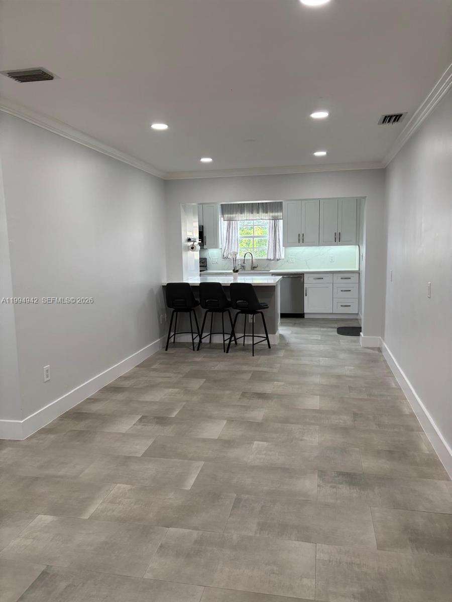 SKY VISTA - Residential Lease