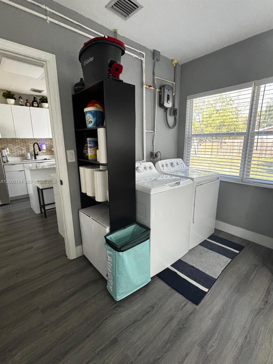 CARVER PARK - Residential