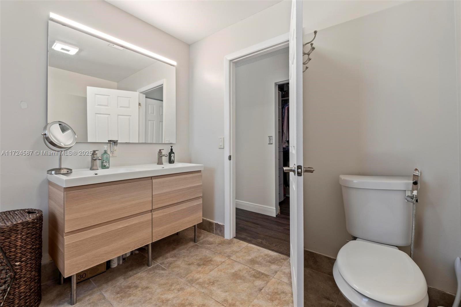 PEMBROKE PINES REGIONAL - Residential