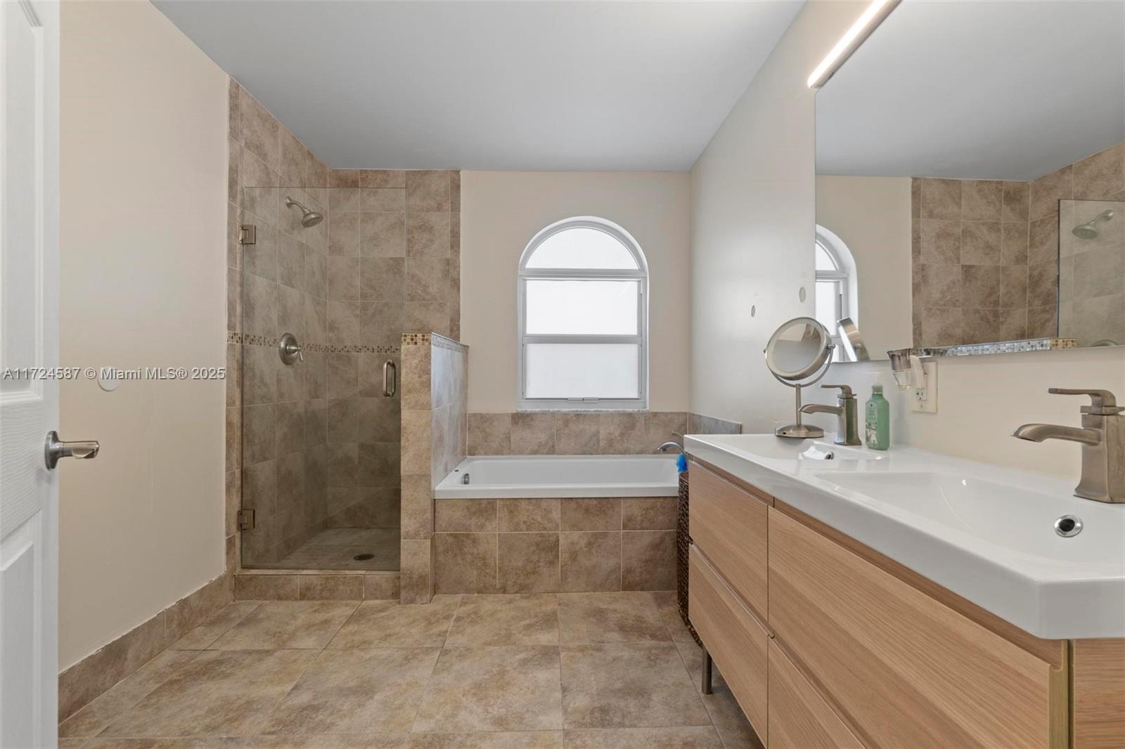 PEMBROKE PINES REGIONAL - Residential