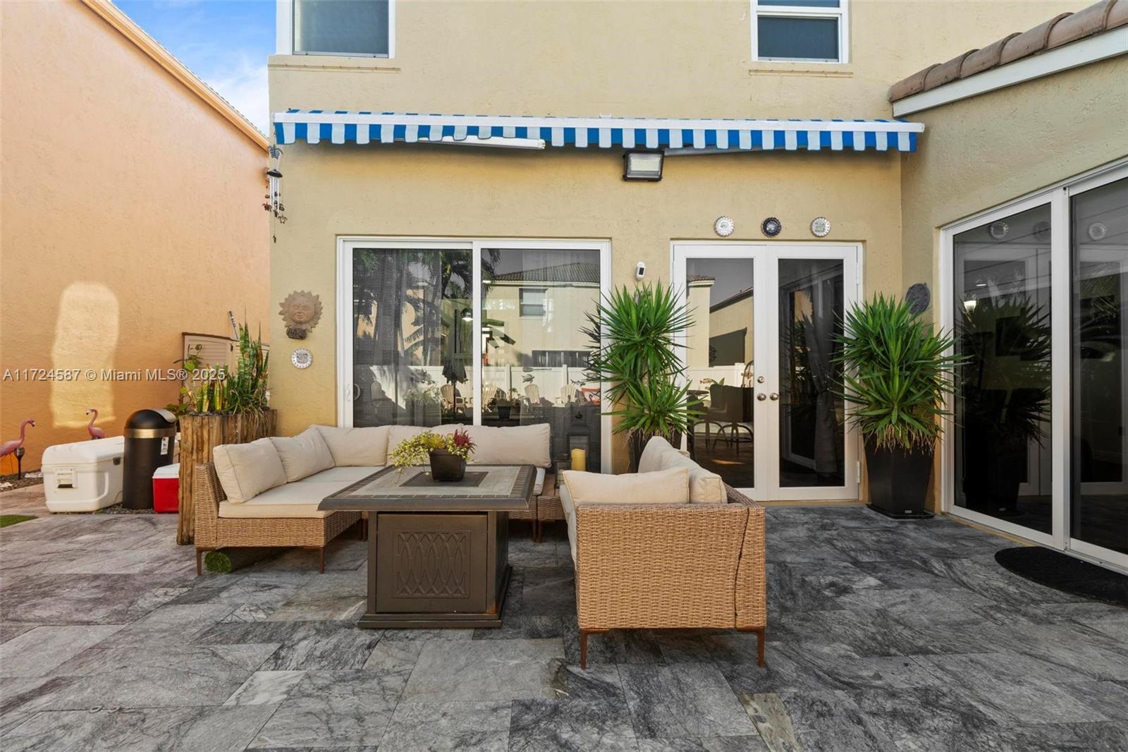 PEMBROKE PINES REGIONAL - Residential