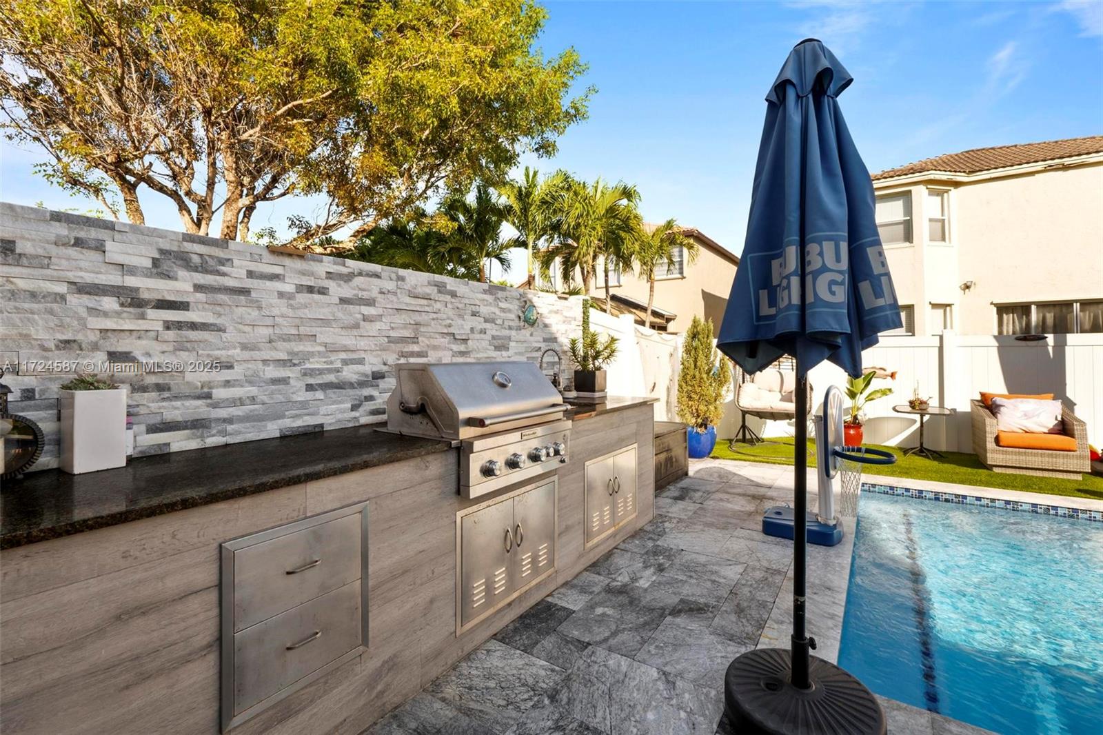 PEMBROKE PINES REGIONAL - Residential