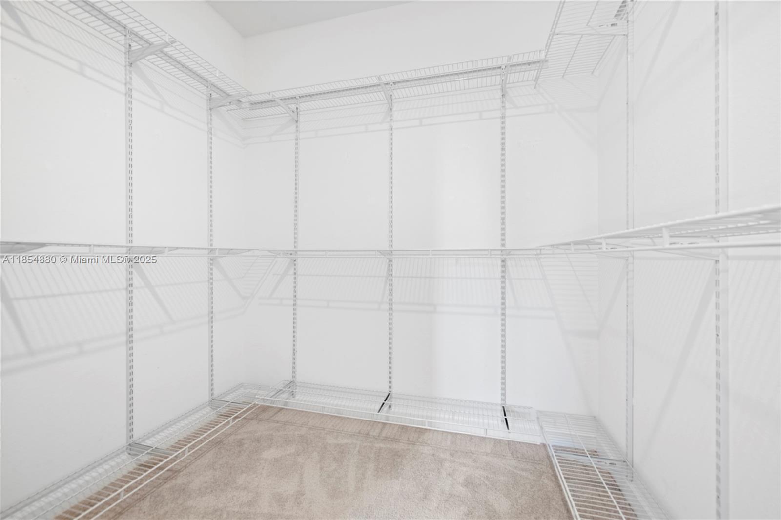 ALLAPATTAH GDNS - Residential