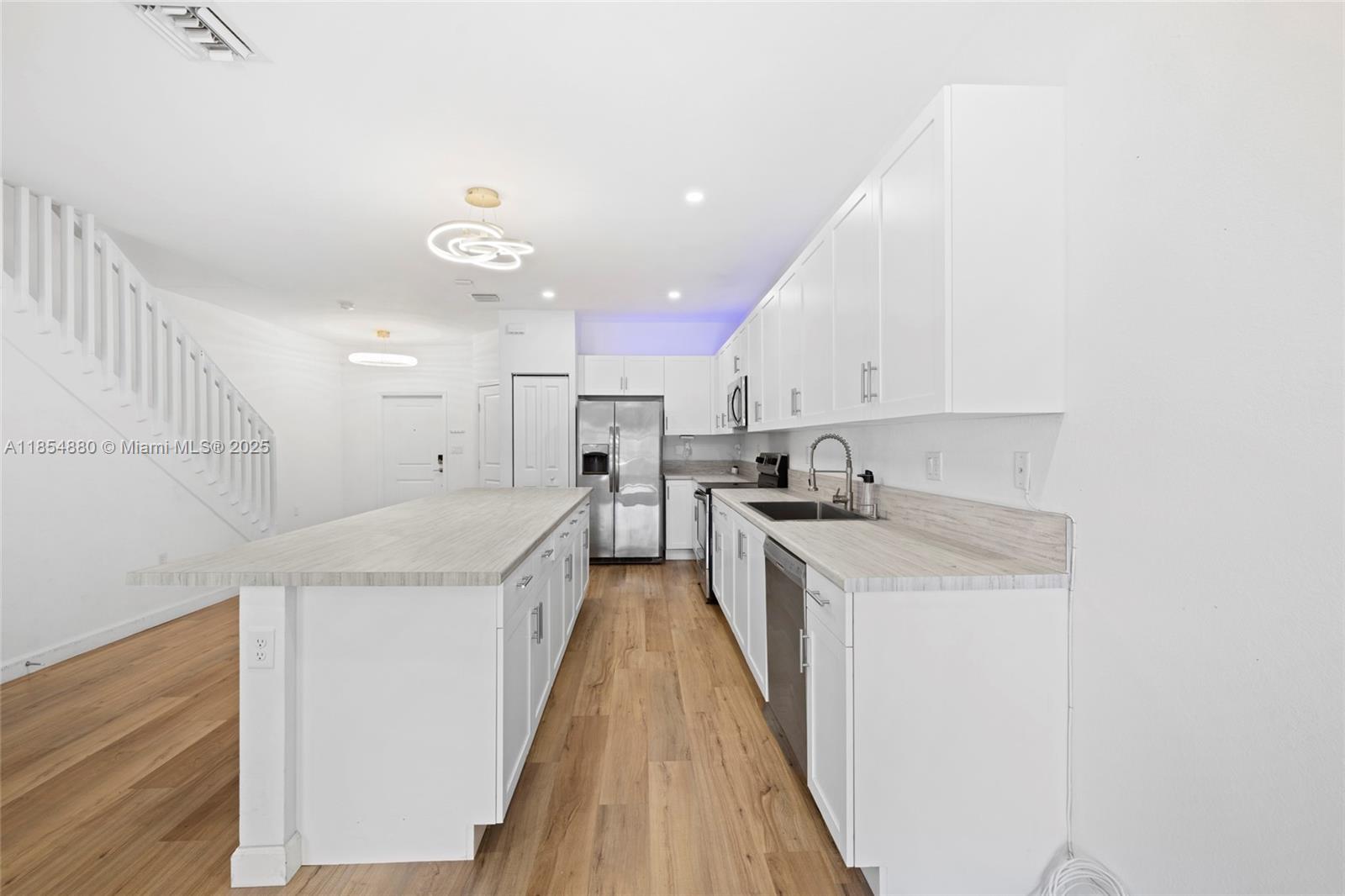 ALLAPATTAH GDNS - Residential