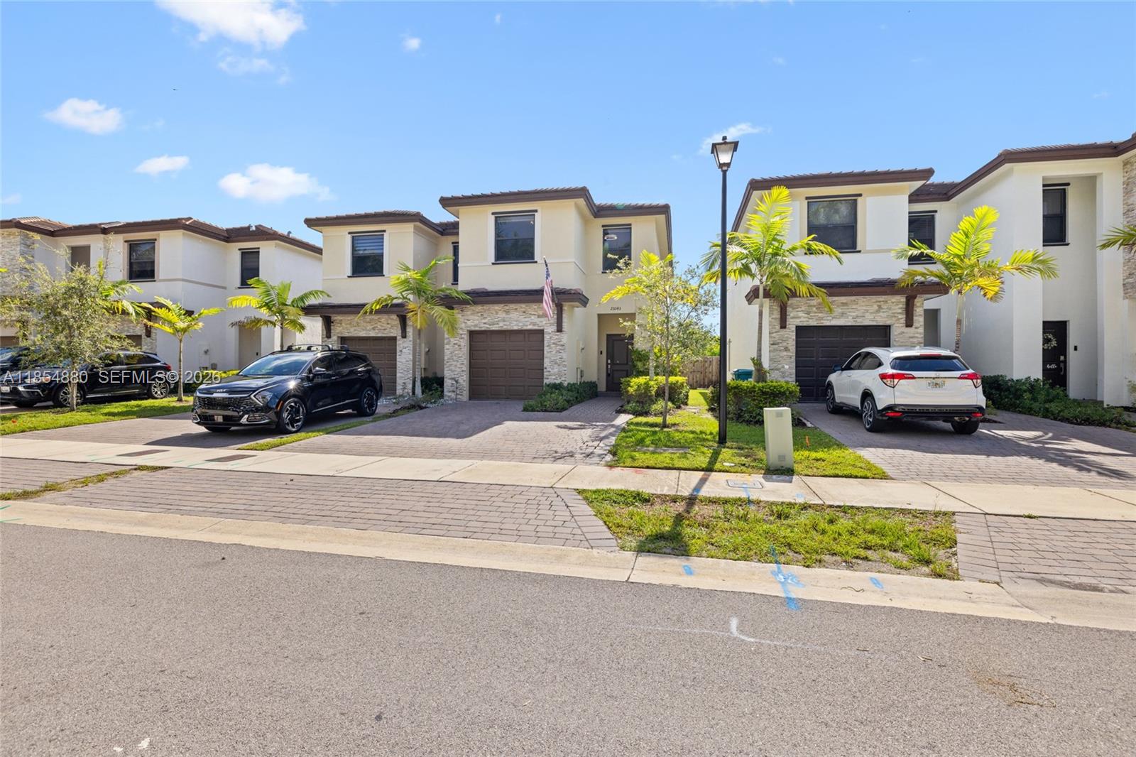 ALLAPATTAH GDNS - Residential