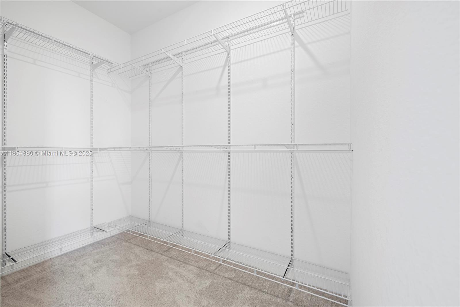 ALLAPATTAH GDNS - Residential