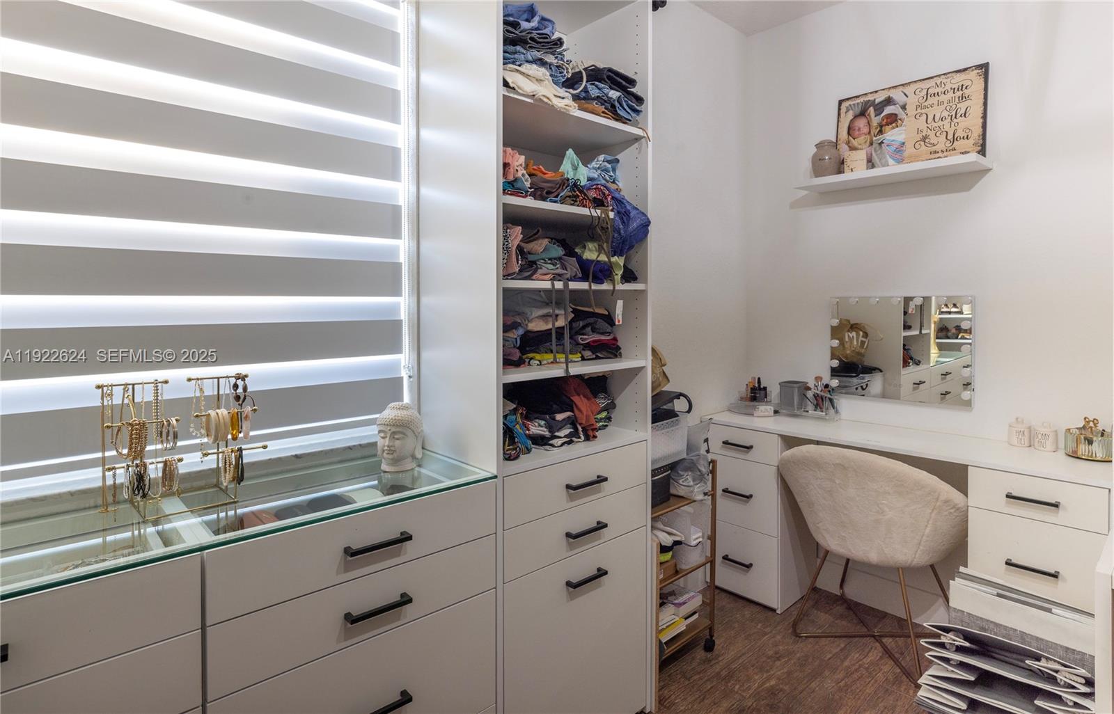 COURTS AT TUSCANY - Residential