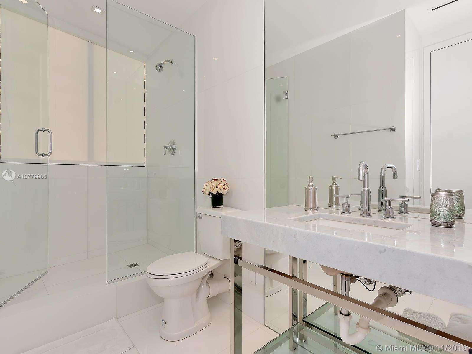 St Regis - Residential