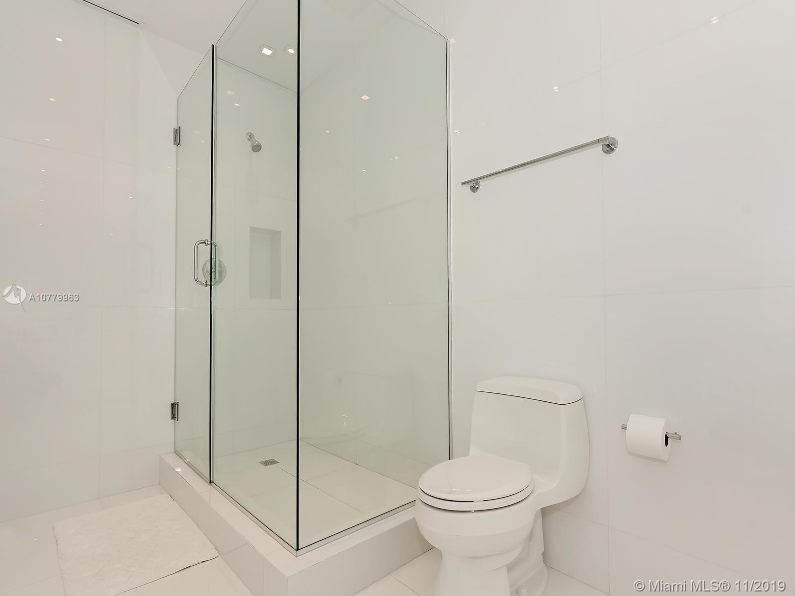 St Regis - Residential