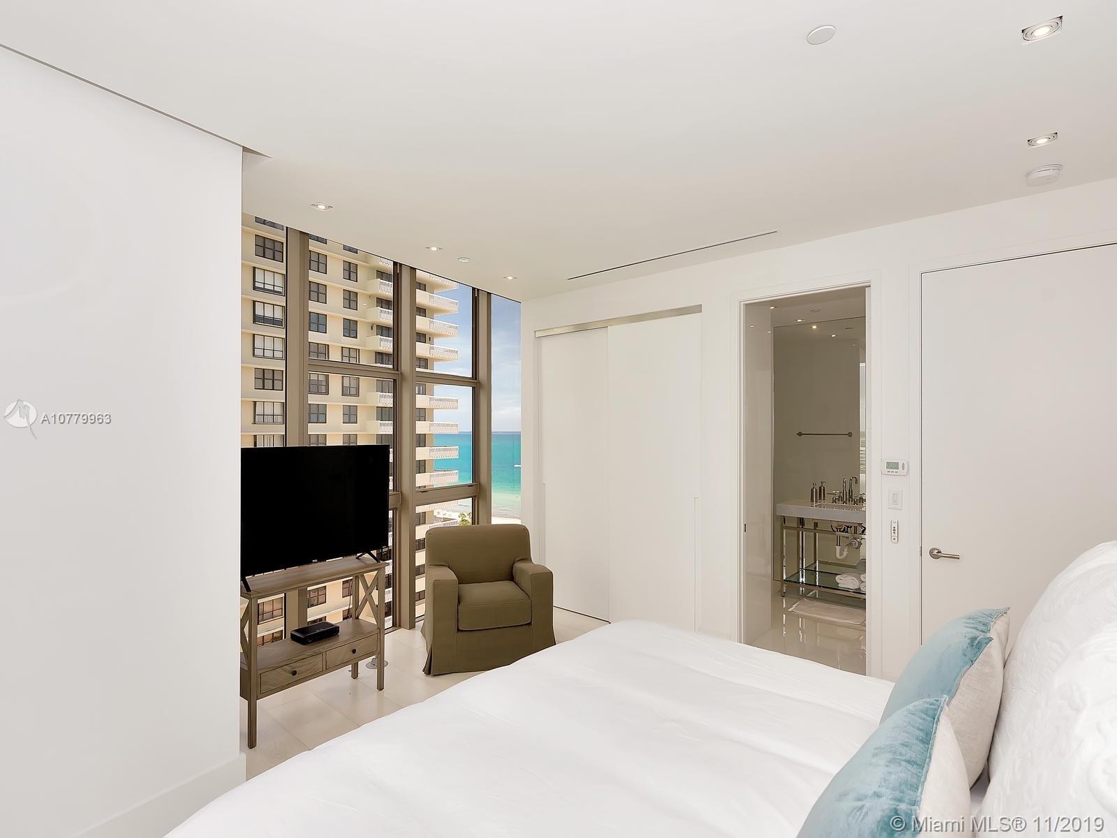 St Regis - Residential