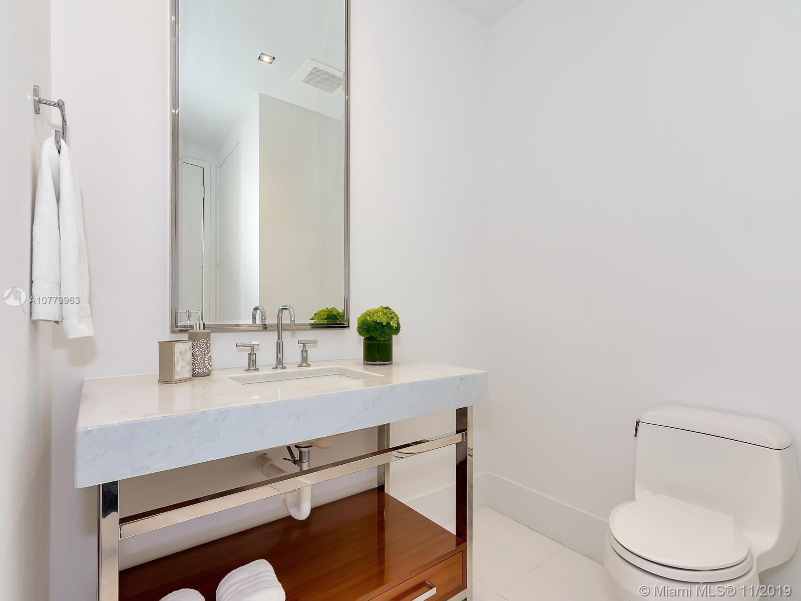 St Regis - Residential