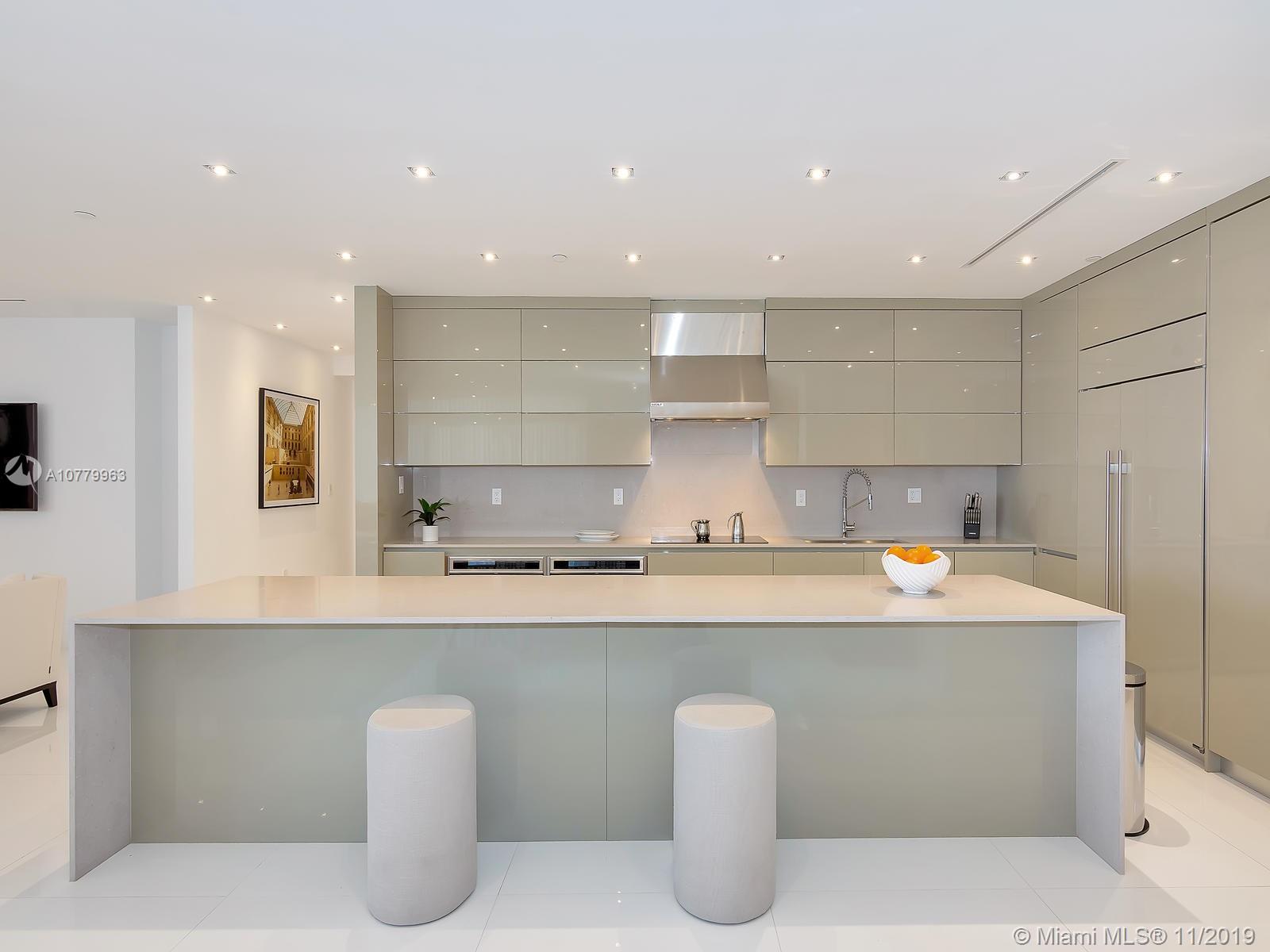 St Regis - Residential