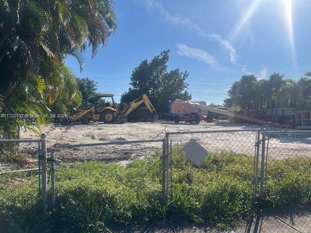 WEST HIALEAH HEIGHTS AMD - Land