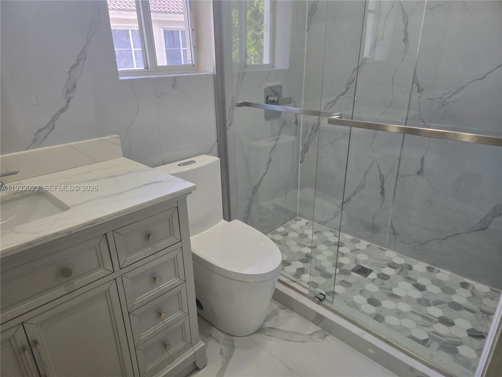 SOLABELLA CONDO - Residential