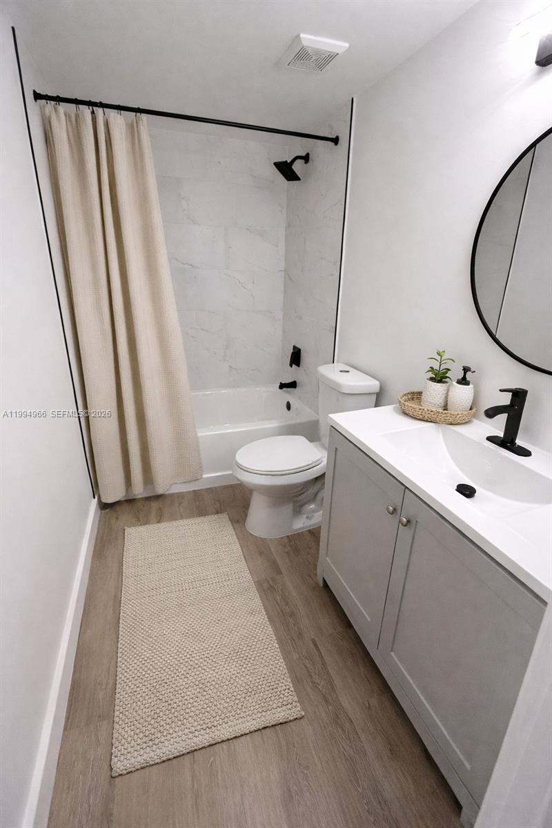 ST ANDREWS CONDO - Residential