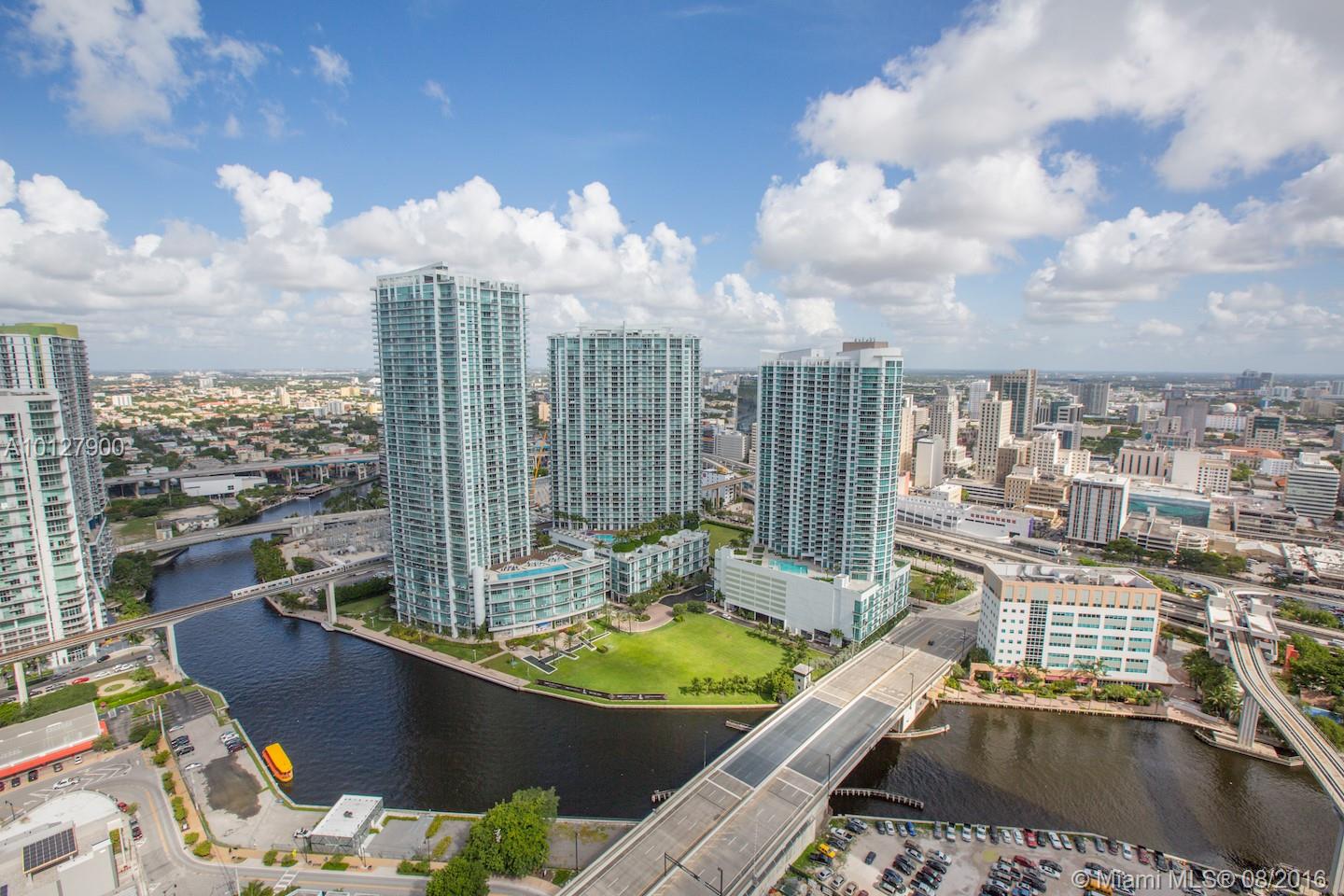 Reach - Residential Lease