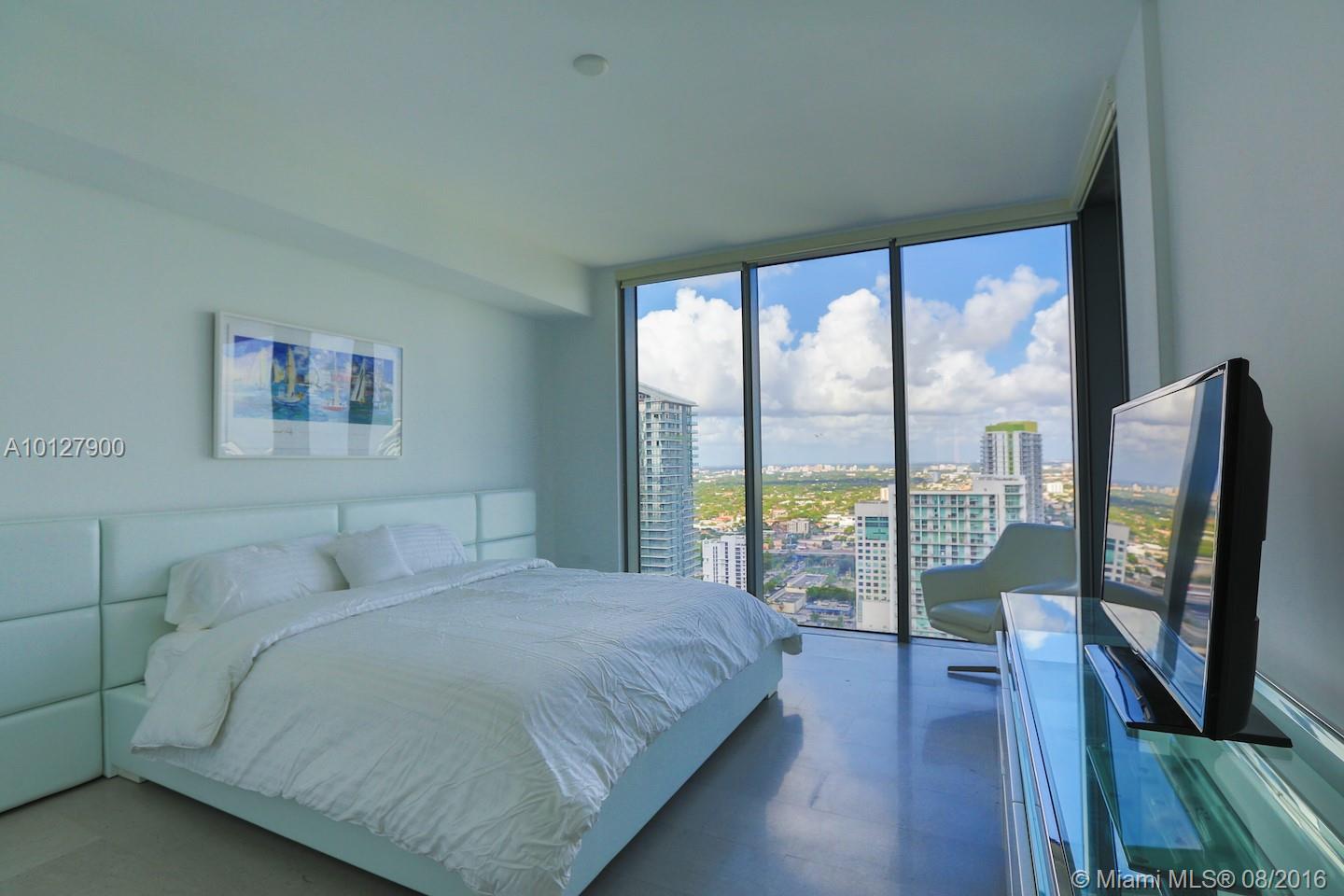 Reach - Residential Lease