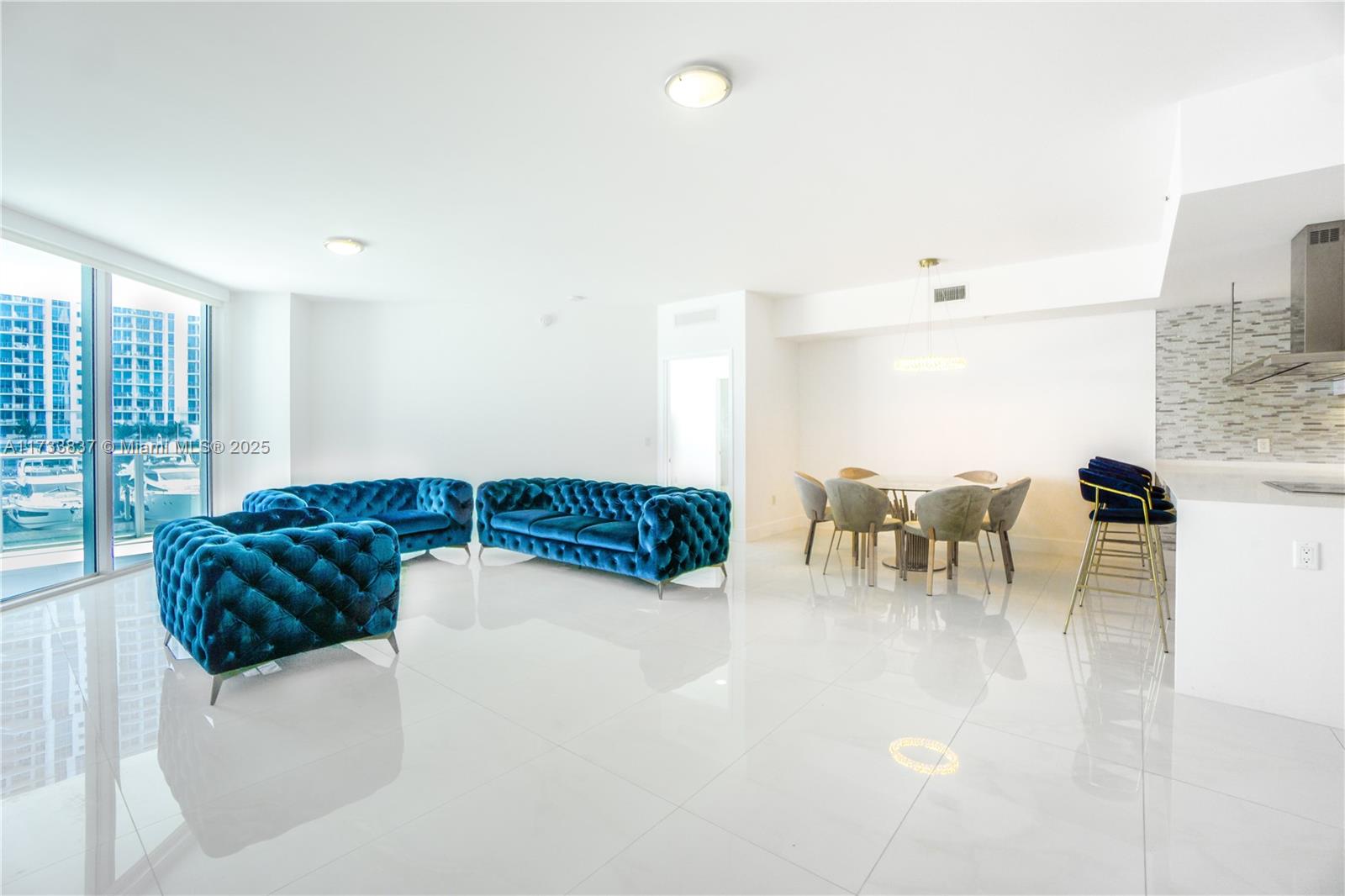 View photos, virtual tours, details... 17301 Biscayne Blvd 207