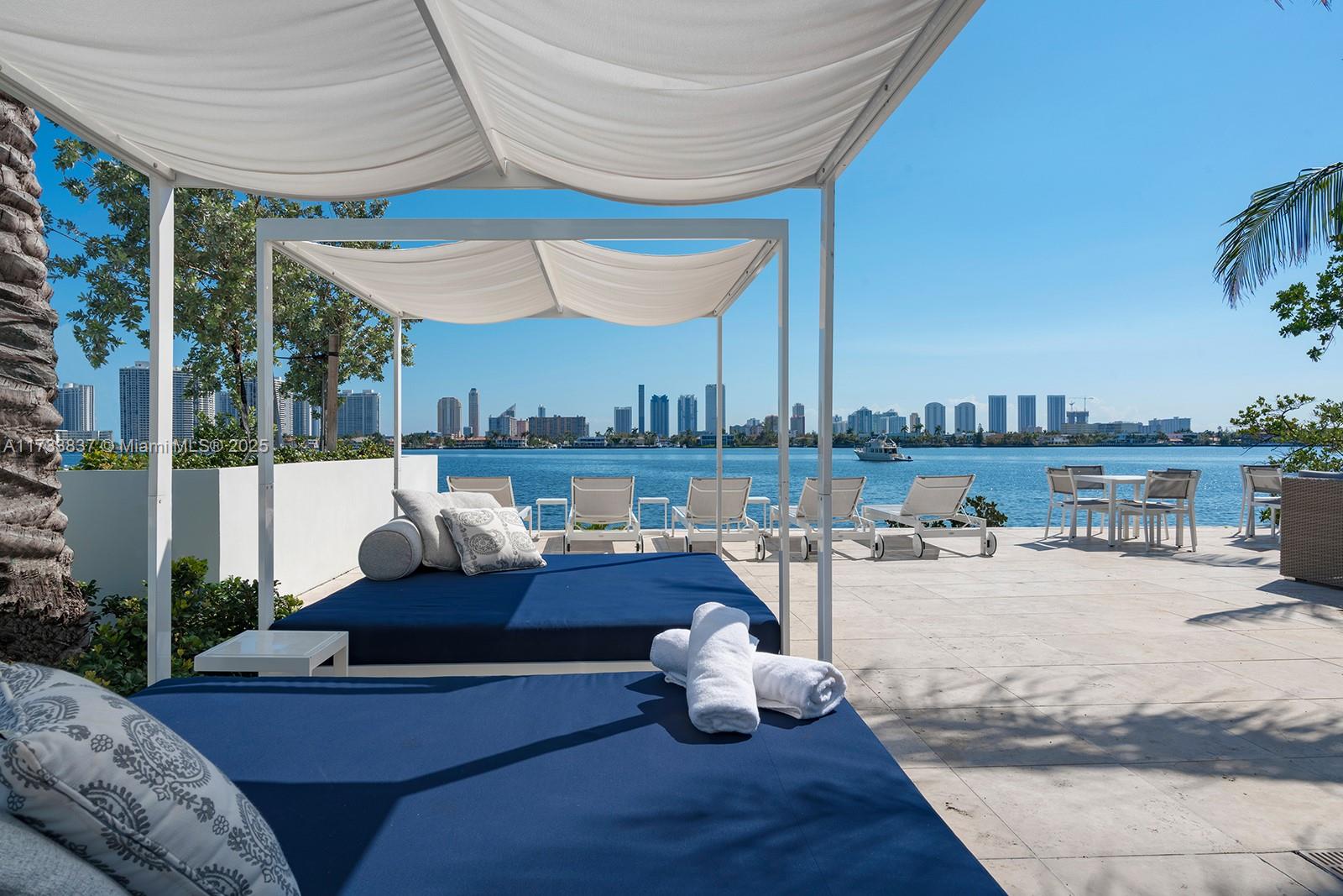 MARINA PALMS RESIDENCES N - Residential