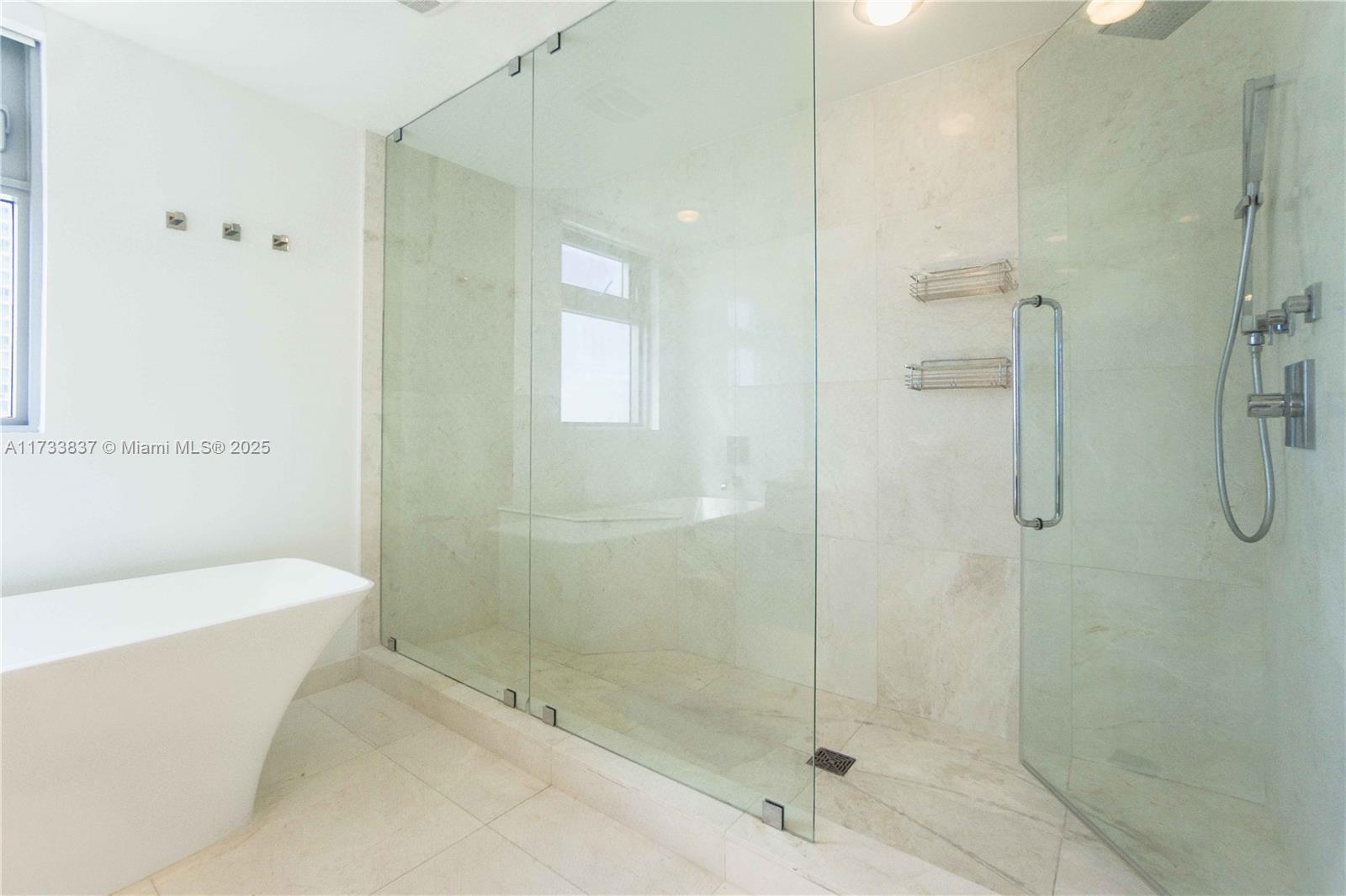 MARINA PALMS RESIDENCES N - Residential