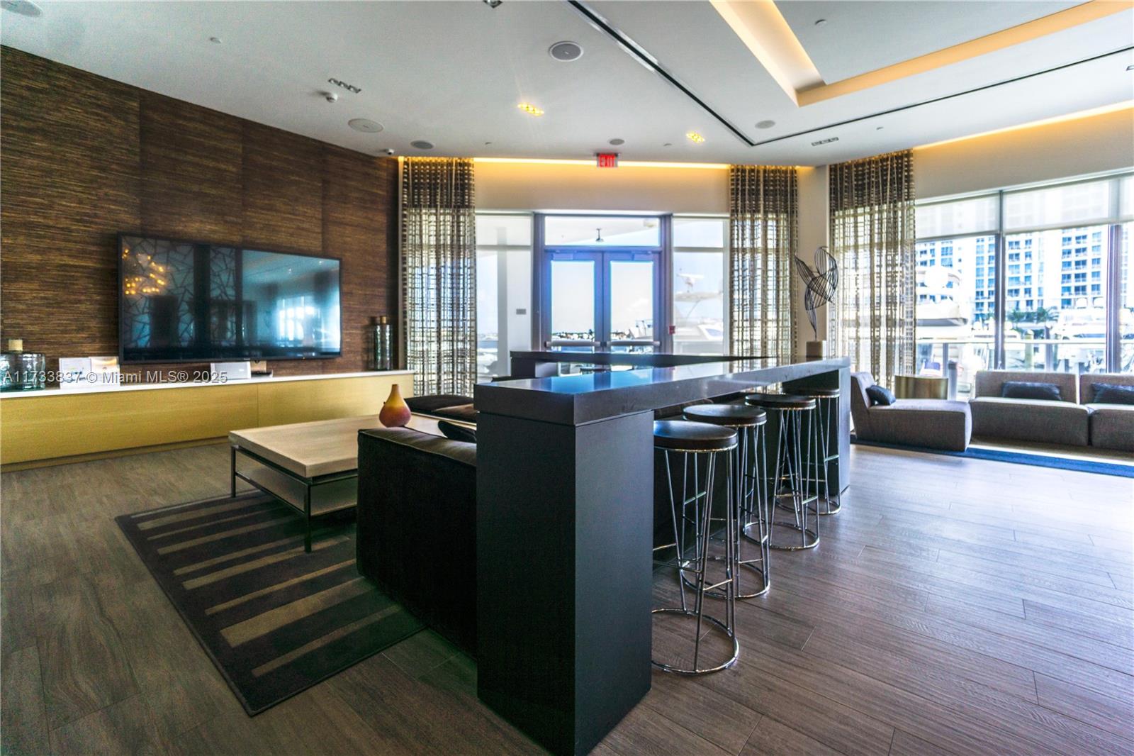 MARINA PALMS RESIDENCES N - Residential