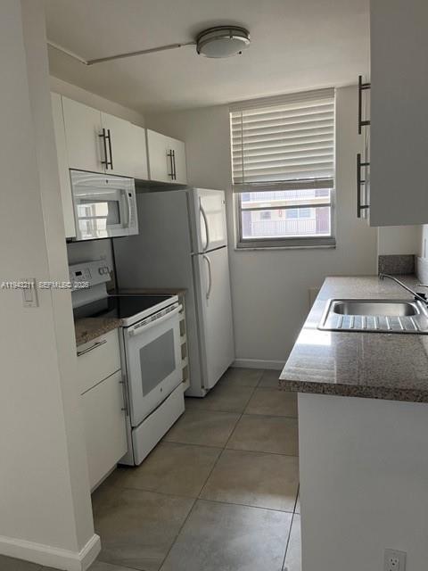 TELSTAR CONDOMINIUM INC - Residential Lease