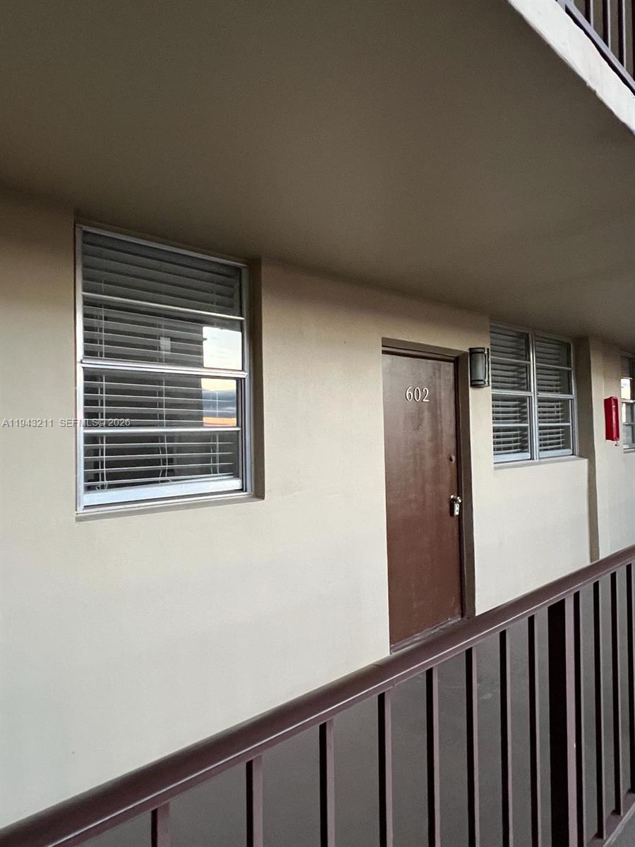 TELSTAR CONDOMINIUM INC - Residential Lease