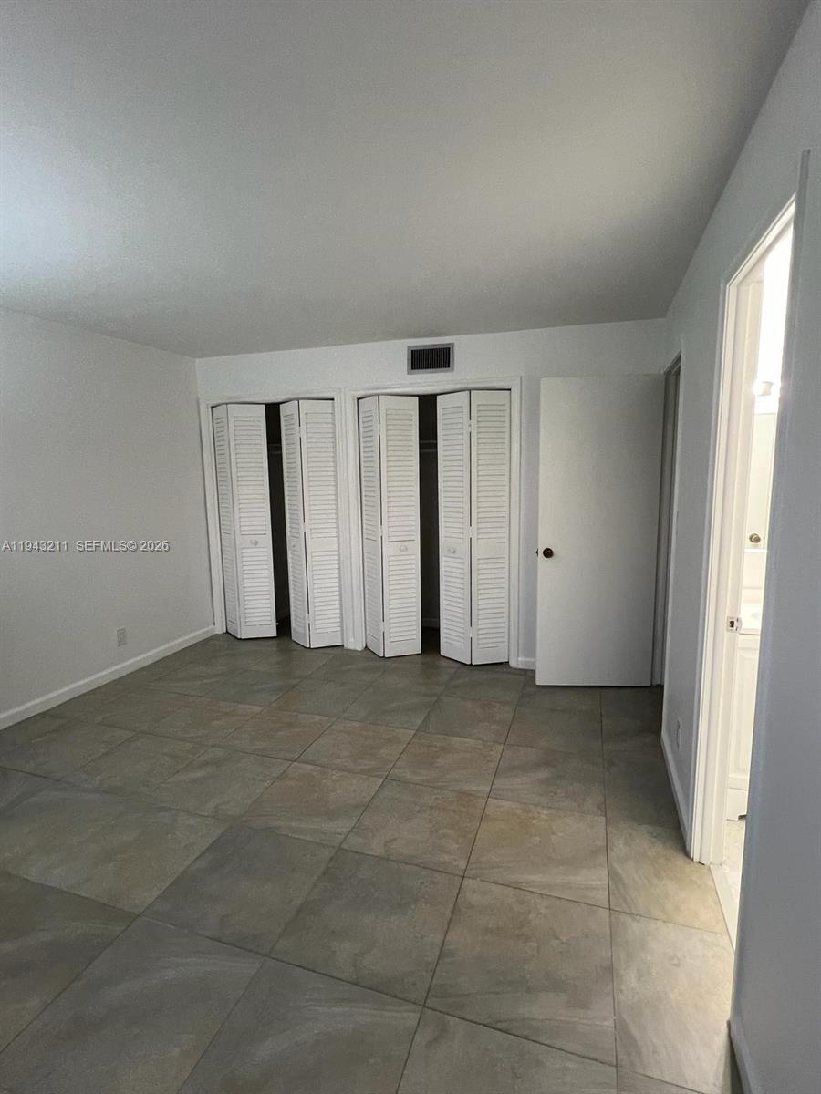 TELSTAR CONDOMINIUM INC - Residential Lease