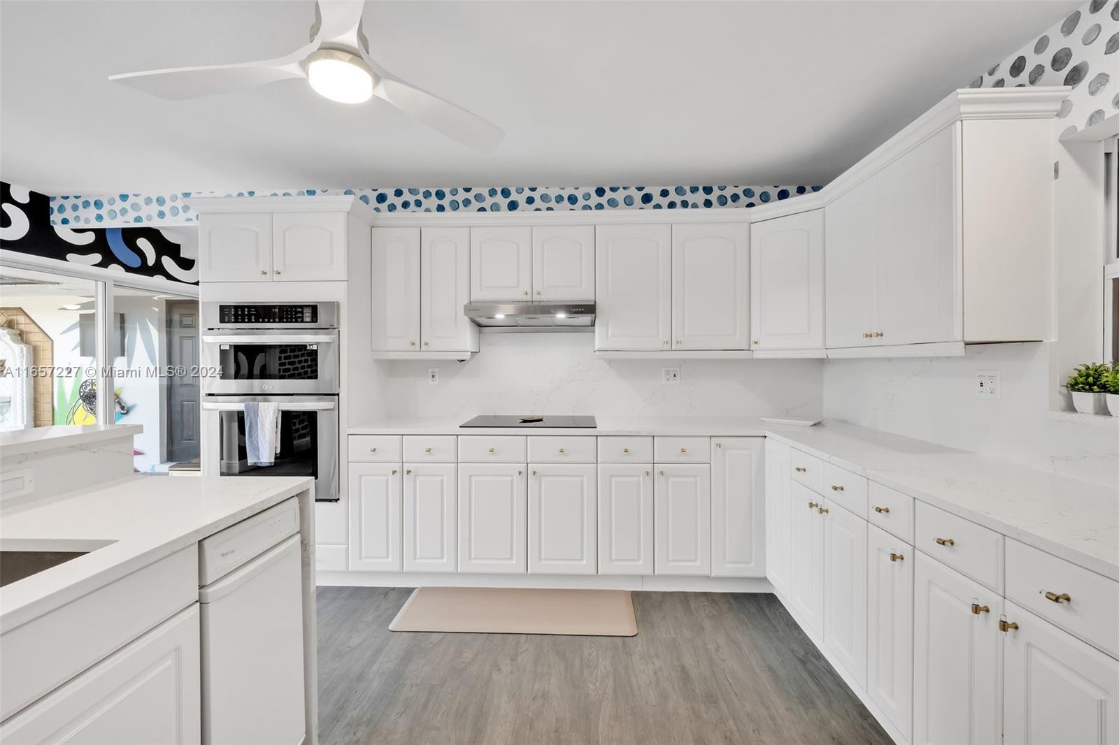 CORAL RIDGE ISLES - Residential Lease