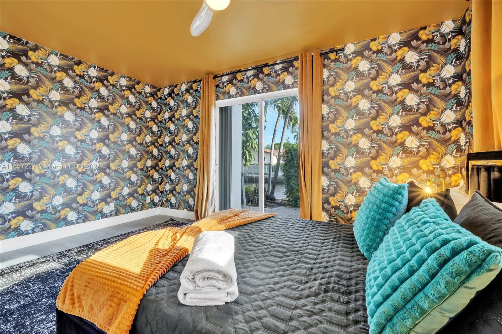 CORAL RIDGE ISLES - Residential Lease