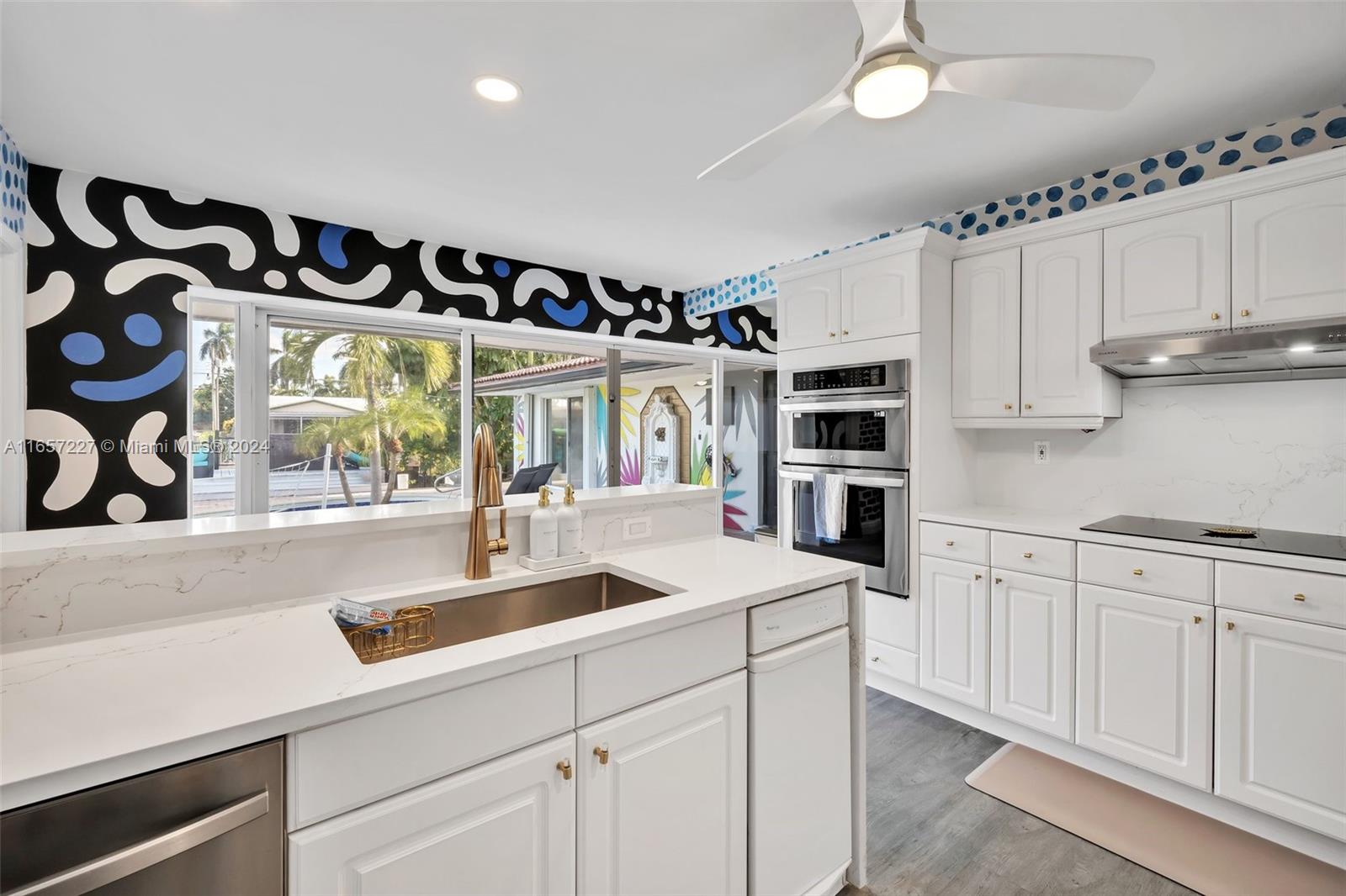 CORAL RIDGE ISLES - Residential Lease