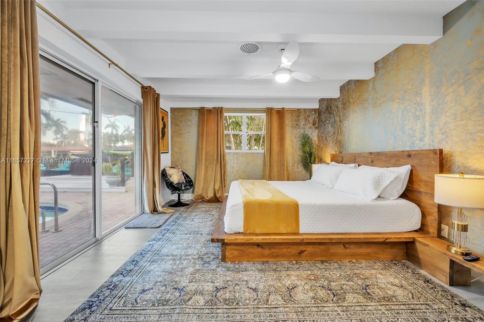 CORAL RIDGE ISLES - Residential Lease