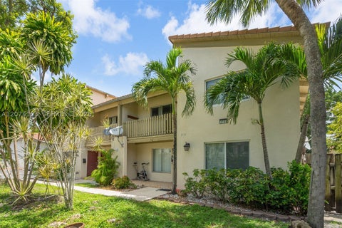 Photo of 3711 Riverside Dr, Coral Springs, FL 33065 (MLS # A12074123)