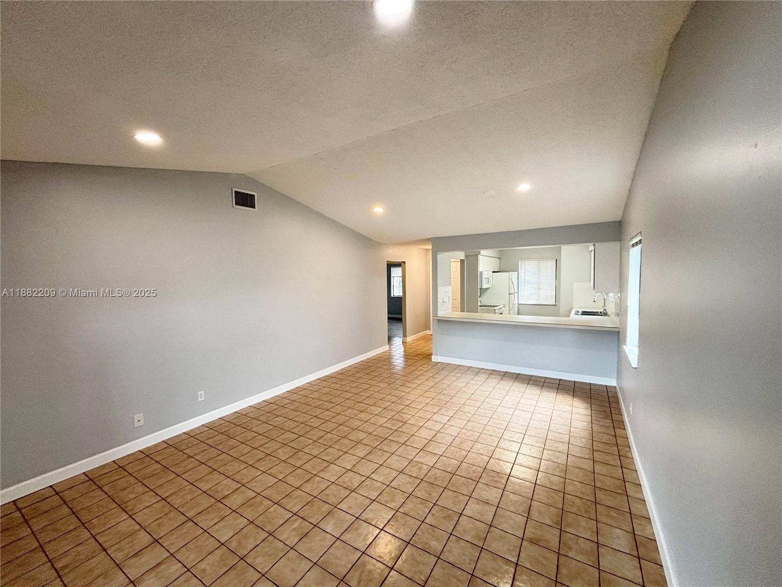 CANALAKE REPLAT - Residential Lease