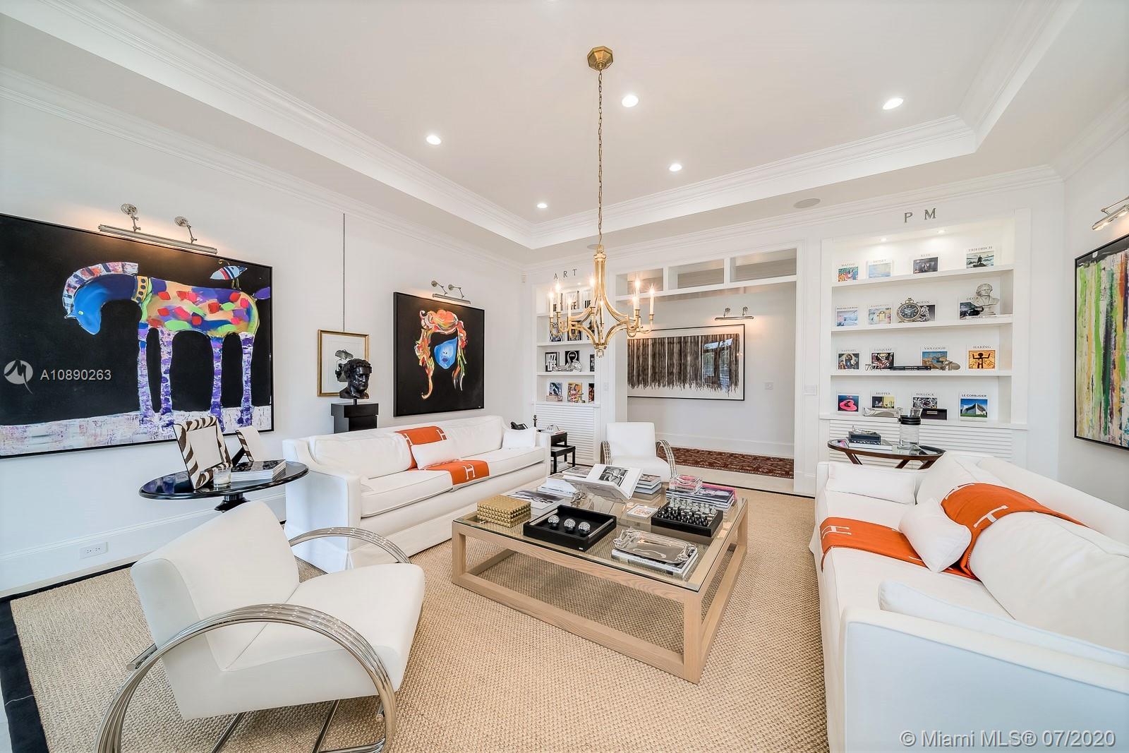 SUNRISE HARBOUR REV PL - Residential