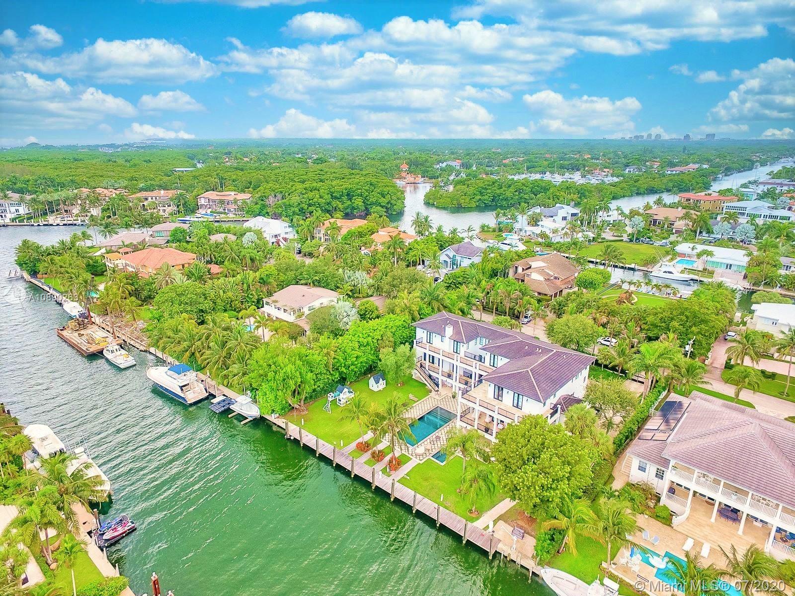 SUNRISE HARBOUR REV PL - Residential