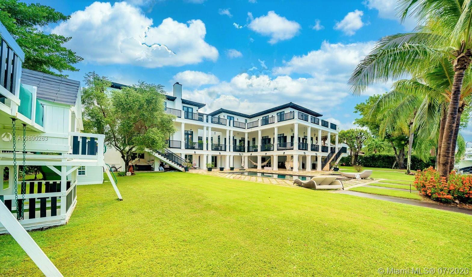 SUNRISE HARBOUR REV PL - Residential