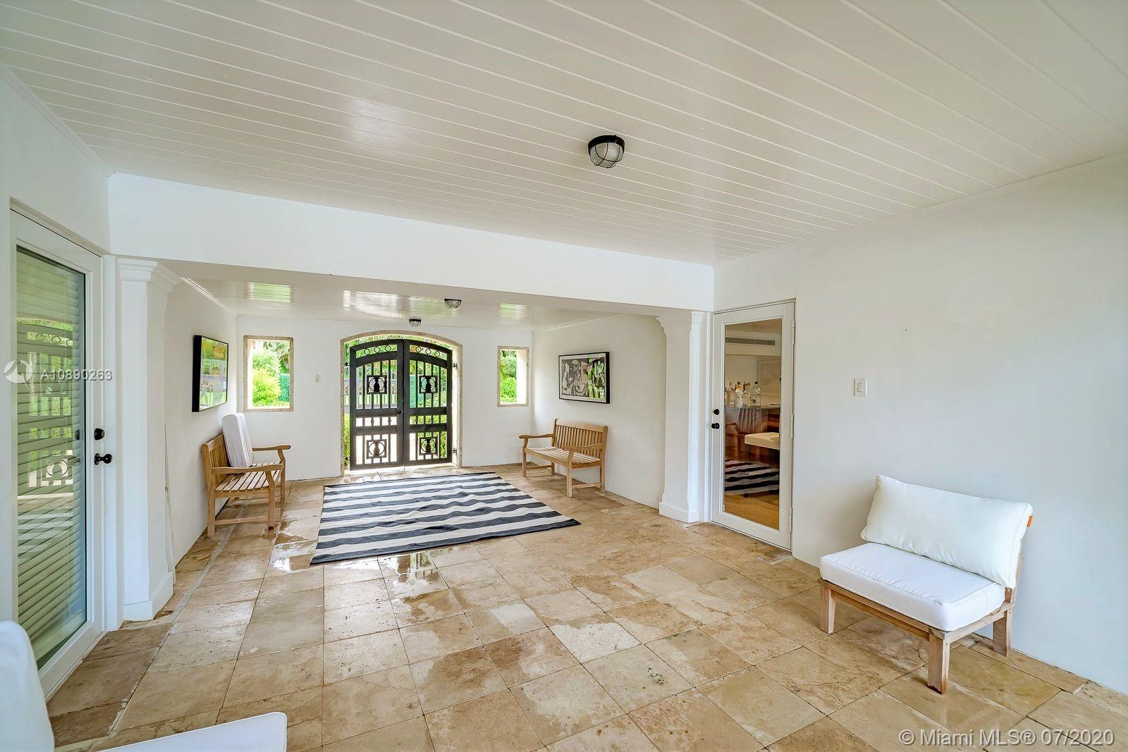 SUNRISE HARBOUR REV PL - Residential