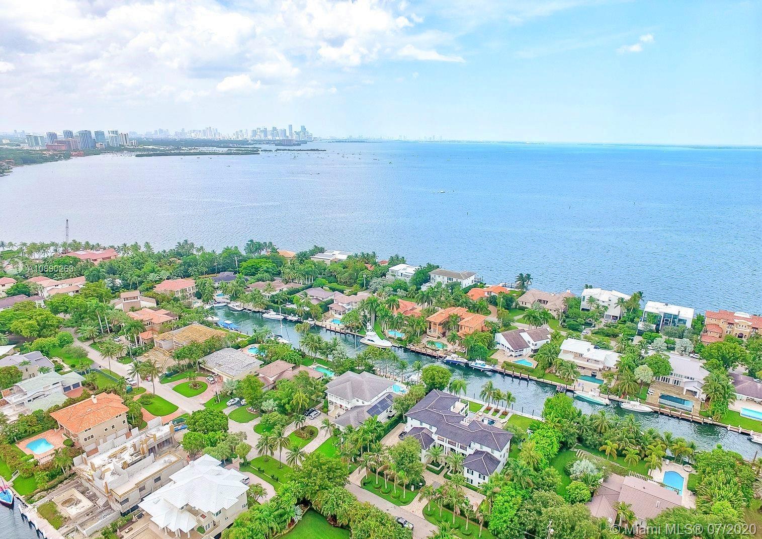 SUNRISE HARBOUR REV PL - Residential