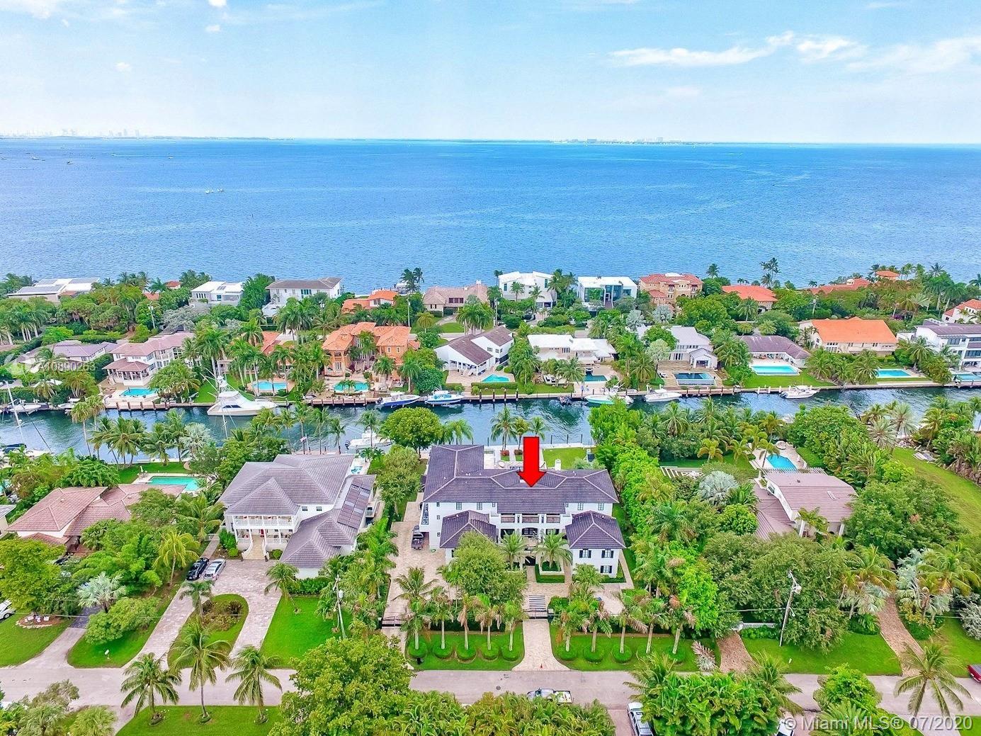 SUNRISE HARBOUR REV PL - Residential